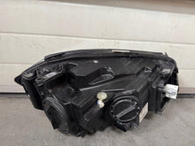 Laden Sie das Bild in den Galerie-Viewer, Frontscheinwerfer Mercedes-Benz W176 A1768201161 Links Scheinwerfer Headlight SCH1950813717wx