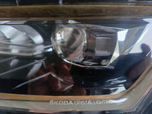 Laden Sie das Bild in den Galerie-Viewer, Frontscheinwerfer Skoda Superb III 3V1941015D Full LED Links Headlight