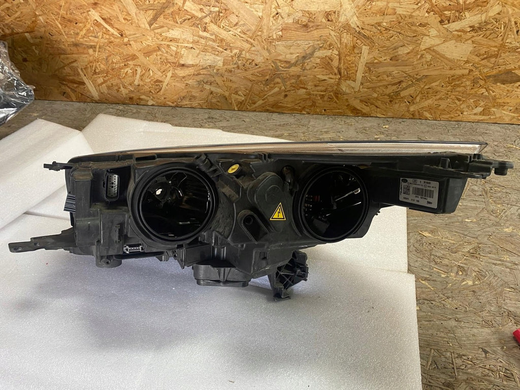 Frontscheinwerfer Ford Kuga GV4113D154AJ Xenon Rechts Scheinwerfer Headlight SCH1918675807vn