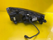 Laden Sie das Bild in den Galerie-Viewer, Frontscheinwerfer Skoda Scala 655941015A LED Links Scheinwerfer Headlight SCH3868453860yt