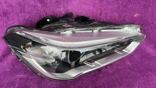 Laden Sie das Bild in den Galerie-Viewer, Frontscheinwerfer BMW X1 F48 7495004-06 Full LED Rechts Scheinwerfer Headlight SCH8561602065uu