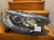 Laden Sie das Bild in den Galerie-Viewer, Frontscheinwerfer Honda Crv Cr-V IV Rechts Scheinwerfer Headlight