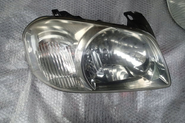 Frontscheinwerfer Mazda Tribute Rechts Scheinwerfer Headlight