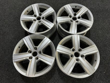 Laden Sie das Bild in den Galerie-Viewer, 4x Alufelge 16 Zoll 6.5" 5x112 46ET 5G0601025BN VW Golf VII Caddy Iv Rim Wheel FEL7400272460ny