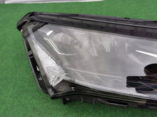 Laden Sie das Bild in den Galerie-Viewer, Frontscheinwerfer Skoda Enyaq IV 5LB941016GBAX Rechts Scheinwerfer Headlight SCH7732470897lo