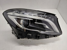 Laden Sie das Bild in den Galerie-Viewer, Frontscheinwerfer Mercedes-Benz Gla A1569061800 Xenon Rechts Headlight SCH8660341173of