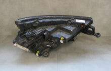 Laden Sie das Bild in den Galerie-Viewer, Frontscheinwerfer Skoda Kamiq 658941015 LED Links Scheinwerfer Headlight SCH8573833965lb
