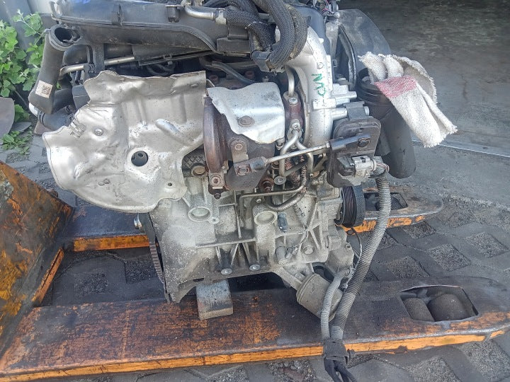 Motor Audi A4 B9 CVN 1.4 TFSI 150PS 110kW Benzin Engine Komplett MOT9795961929bz