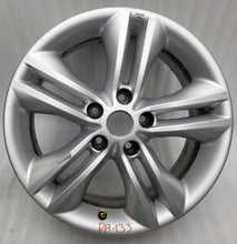 Load image into Gallery viewer, 1x Alufelge 17 Zoll 6.5" 5x114.3 40ET Glanz Silber 40300BR07A Nissan Qashqai I FEL1386680135ie