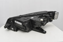Laden Sie das Bild in den Galerie-Viewer, Frontscheinwerfer Skoda Superb III 3V1941016C LED Rechts Scheinwerfer Headlight