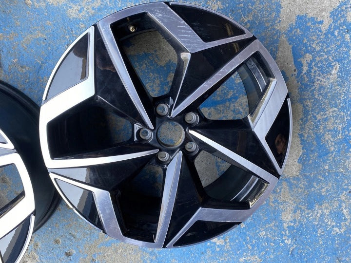4x Alufelge 19 Zoll 7.5" 5x112 50ET Glanz Schwarz 10A601025H VW Id.3 Rim Wheel FEL9198352380bi