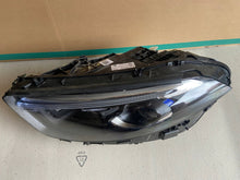 Laden Sie das Bild in den Galerie-Viewer, Frontscheinwerfer Mercedes-Benz A1779065704 LED Links Scheinwerfer Headlight SCH8147475330ig