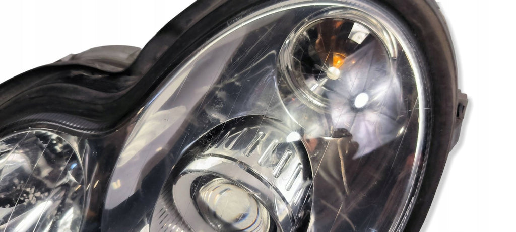 Frontscheinwerfer Mercedes-Benz W203 A2038203861 Links Scheinwerfer Headlight SCH9037526972vw