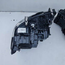 Laden Sie das Bild in den Galerie-Viewer, Frontscheinwerfer BMW G31 G30 8499122 8499121 Ein Satz Scheinwerfer Headlight SCH1682872308bi