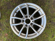 Load image into Gallery viewer, 1x Alufelge 16 Zoll 7.0&quot; 5x120 40ET 6796202 BMW 1 Rim Wheel