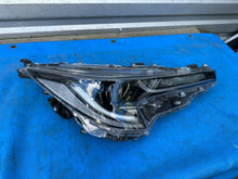 Laden Sie das Bild in den Galerie-Viewer, Frontscheinwerfer Toyota Corolla 81110-02S70 LED Rechts Scheinwerfer Headlight SCH3329685657yd