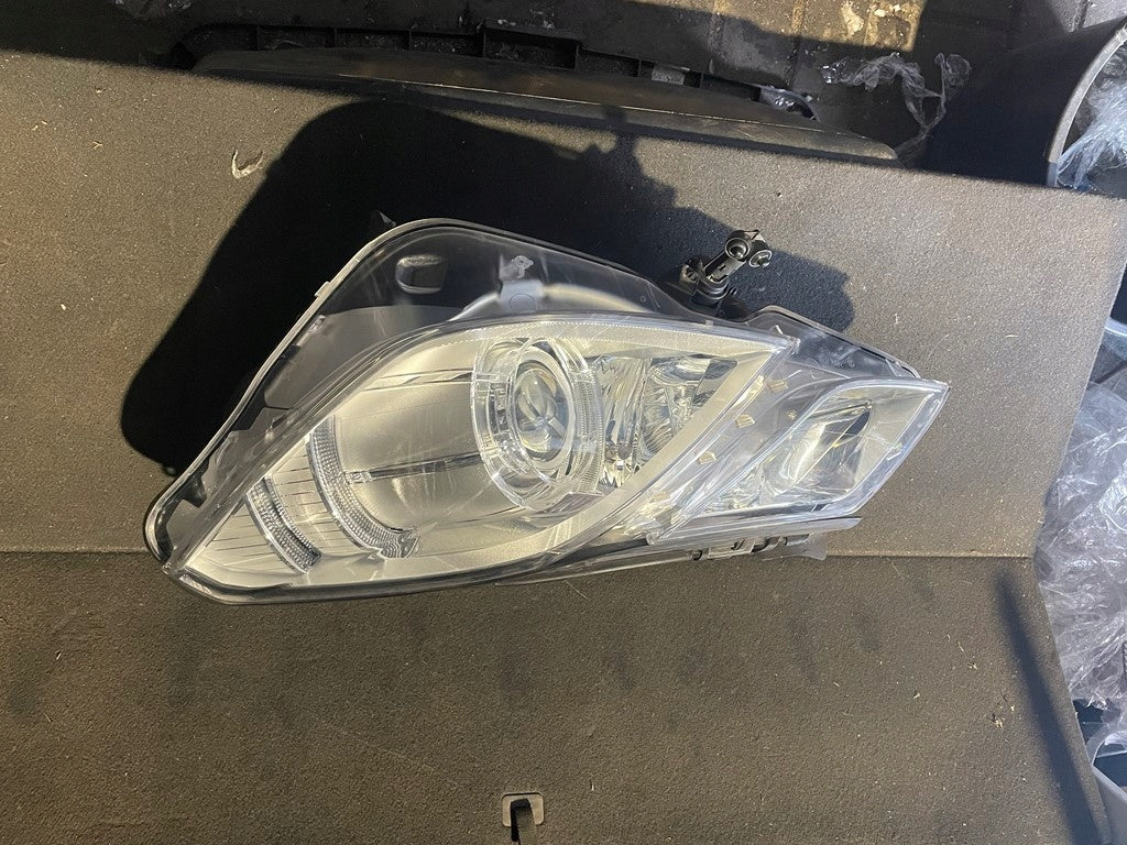 Frontscheinwerfer Mercedes-Benz A2078200259 A2078200159 Xenon Rechts oder Links SCH4788032562ii