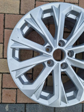 Laden Sie das Bild in den Galerie-Viewer, 1x Alufelge 17 Zoll 7.0" 5x112 54ET 6884399 Mini F56 F55 Rim Wheel FEL9969410391hy