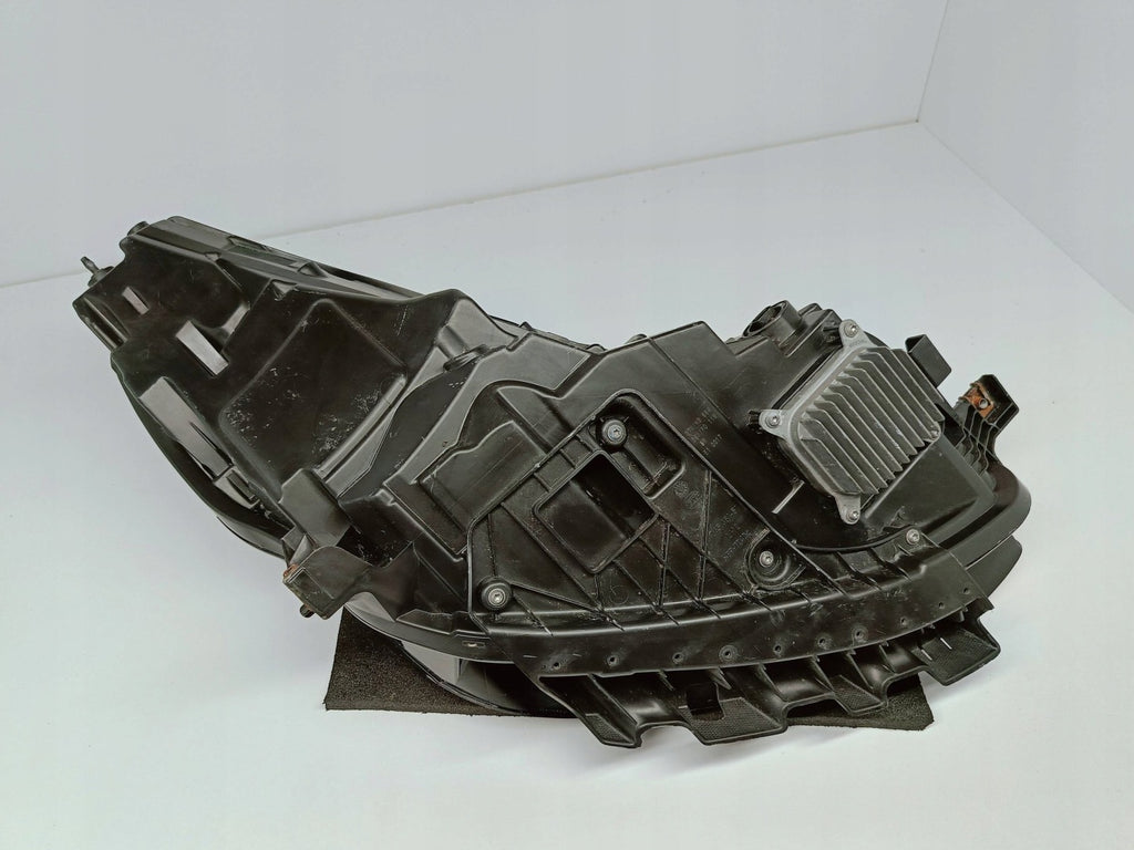 Frontscheinwerfer Mercedes-Benz Model 3 151495200C Links Scheinwerfer Headlight SCH3136469968ga