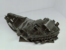 Laden Sie das Bild in den Galerie-Viewer, Frontscheinwerfer Mercedes-Benz Model 3 151495200C Links Scheinwerfer Headlight SCH3136469968ga