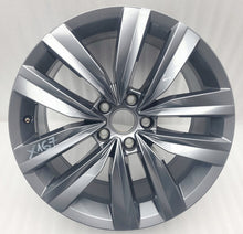 Load image into Gallery viewer, 1x Alufelge 18 Zoll 8.0" 5x112 40ET 3G8601025R VW Passat Alltrack B8 Arteon FEL1559044242bz