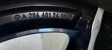 Laden Sie das Bild in den Galerie-Viewer, 1x Alufelge 18 Zoll 7.5" 5x112 40ET A2064017600 Mercedes-Benz W206 Rim Wheel FEL2198210116vo