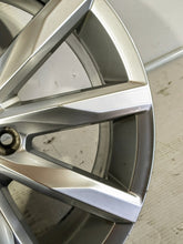 Laden Sie das Bild in den Galerie-Viewer, 1x Alufelge 18 Zoll 8.0&quot; 5x130 53ET 7P6601025AC VW Touareg Rim Wheel