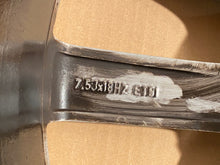 Load image into Gallery viewer, 1x Alufelge 18 Zoll 7.5&quot; 5x112 51ET 5E0601025Q Skoda Octavia Iii Rim Wheel