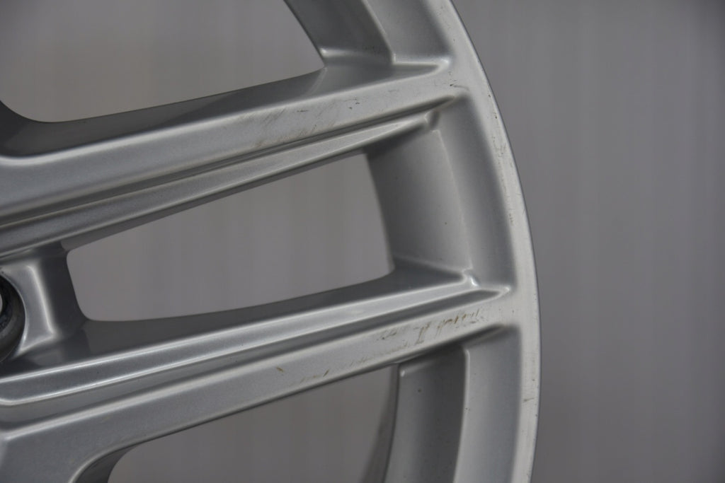 4x Alufelge 17 Zoll 6.5" 5x112 28ET Glanz Silber 8W9601025D Audi Rim Wheel FEL9086777773sq