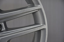 Laden Sie das Bild in den Galerie-Viewer, 4x Alufelge 17 Zoll 6.5" 5x112 28ET Glanz Silber 8W9601025D Audi Rim Wheel FEL9086777773sq