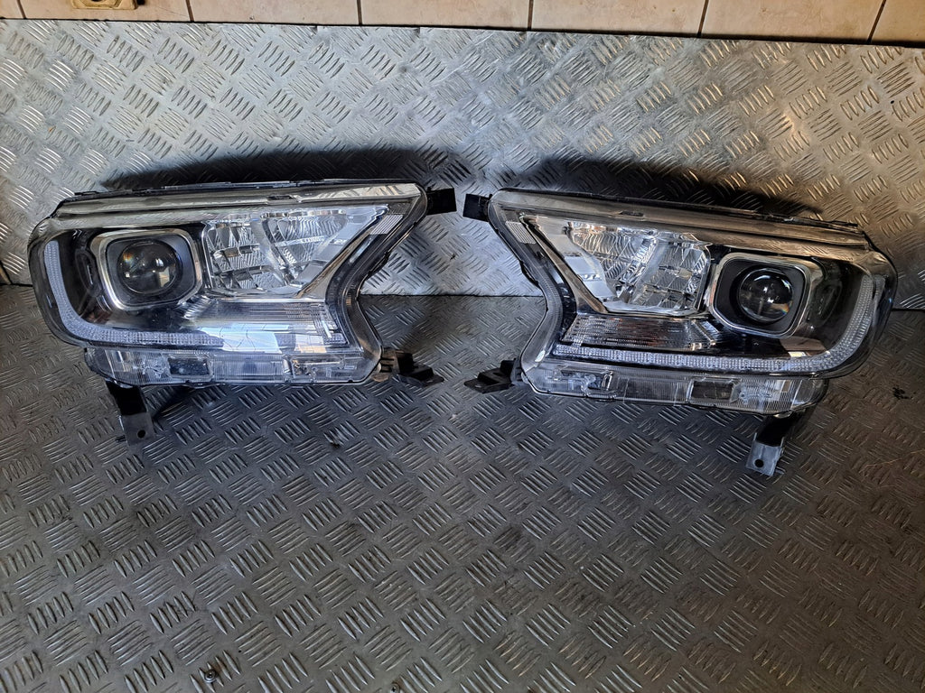 Frontscheinwerfer Ford Ranger JB3B-13E015-A JB3B-13E014-JB LED Ein Satz SCH8214345903pj