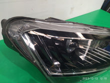 Load image into Gallery viewer, Frontscheinwerfer Skoda Superb III 3V1941016A Bi-Xenon Rechts Headlight