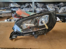 Laden Sie das Bild in den Galerie-Viewer, Frontscheinwerfer Peugeot 208 II 9833036380 LED Links Scheinwerfer Headlight