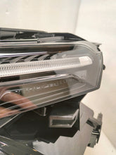 Laden Sie das Bild in den Galerie-Viewer, Frontscheinwerfer Citroën C5 Aircross 9845356280 9845355980 LED Ein Satz SCH1836679455zk