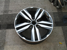 Laden Sie das Bild in den Galerie-Viewer, 1x Alufelge 18 Zoll 7.5" 5x114.3 55ET 52910-B2400 Kia I Rim Wheel FEL6694568421yy