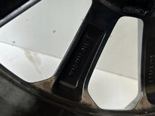 Laden Sie das Bild in den Galerie-Viewer, 1x Alufelge 17 Zoll 7.0&quot; 4x108 H1BC-1007-C1 Ford Fiesta Rim Wheel