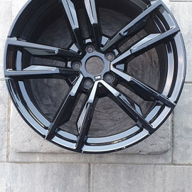1x Alufelge 19 Zoll 9.0
