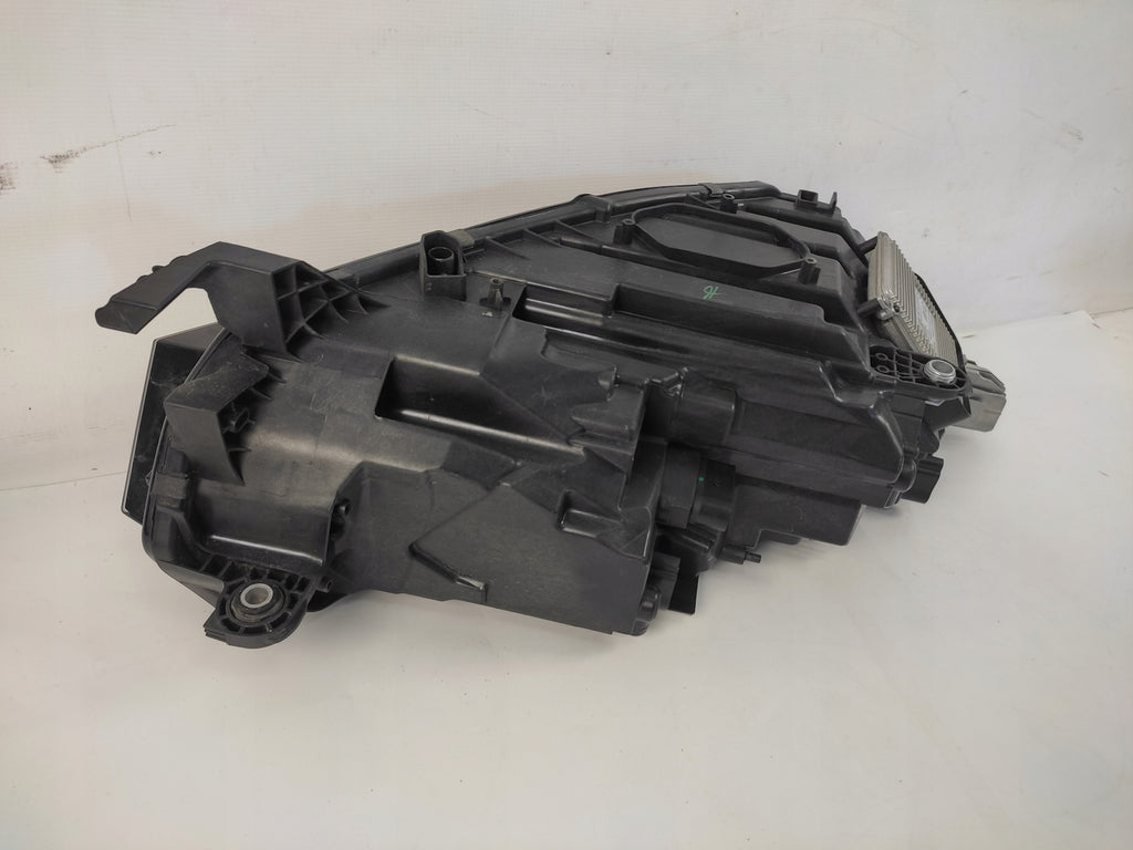 Frontscheinwerfer Skoda Octavia IV 5E4941015A Full LED Links Headlight SCH2332940139xu
