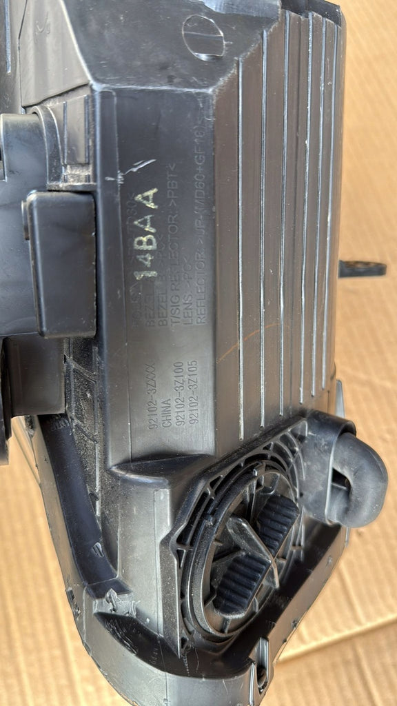 Frontscheinwerfer Hyundai I40 92102-3Z1000 Xenon Rechts Scheinwerfer Headlight SCH4660506588vv