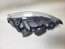 Laden Sie das Bild in den Galerie-Viewer, Frontscheinwerfer Saab 93 Xenon Rechts Scheinwerfer Headlight