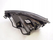 Load image into Gallery viewer, Frontscheinwerfer Seat Tarraco 5FJ941008H Rechts Scheinwerfer Headlight SCH3537772558pb