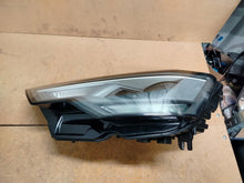 Load image into Gallery viewer, Frontscheinwerfer Audi A6 C8 4K0941033 4K0941034 LED Rechts oder Links SCH1832311200nb