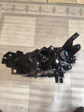 Laden Sie das Bild in den Galerie-Viewer, Frontscheinwerfer Mazda Cx3 Cx-3 D10E-51030 LED Rechts Scheinwerfer Headlight