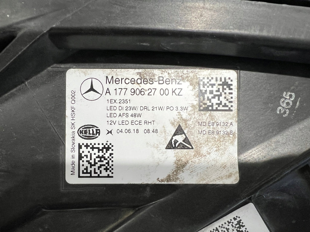 Frontscheinwerfer Mercedes-Benz A1779062700 Links Scheinwerfer Headlight SCH9811263284ze
