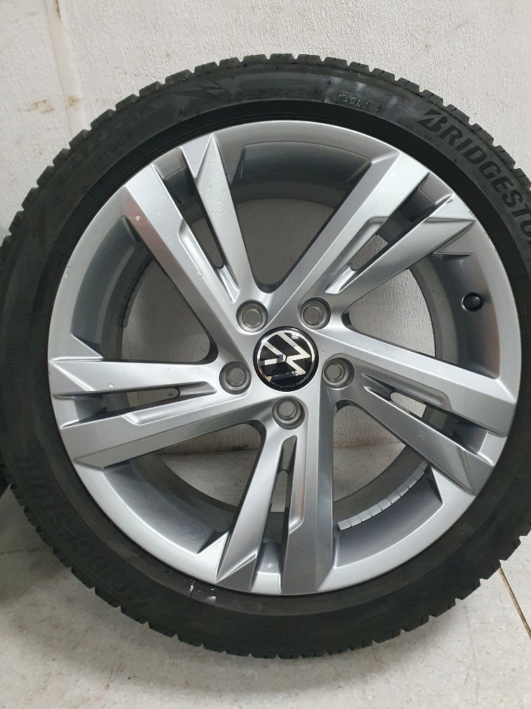 1x Alufelge 17 Zoll 7.5" 5x112 51ET Glanz Silber 5H0601025AF VW Golf Viii FEL3946983461jj