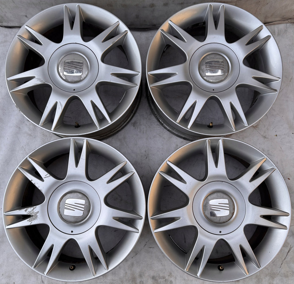 4x Alufelge 15 Zoll 6.0" 5x100 43ET Glanz Silber 6L0601025A Seat I Rim Wheel FEL6814274215kh