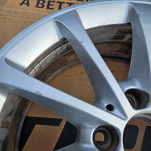 Laden Sie das Bild in den Galerie-Viewer, 1x Alufelge 17 Zoll 6.5" 5x112 44ET Glanz A1774010300 Mercedes-Benz W177 FEL6209779370ww