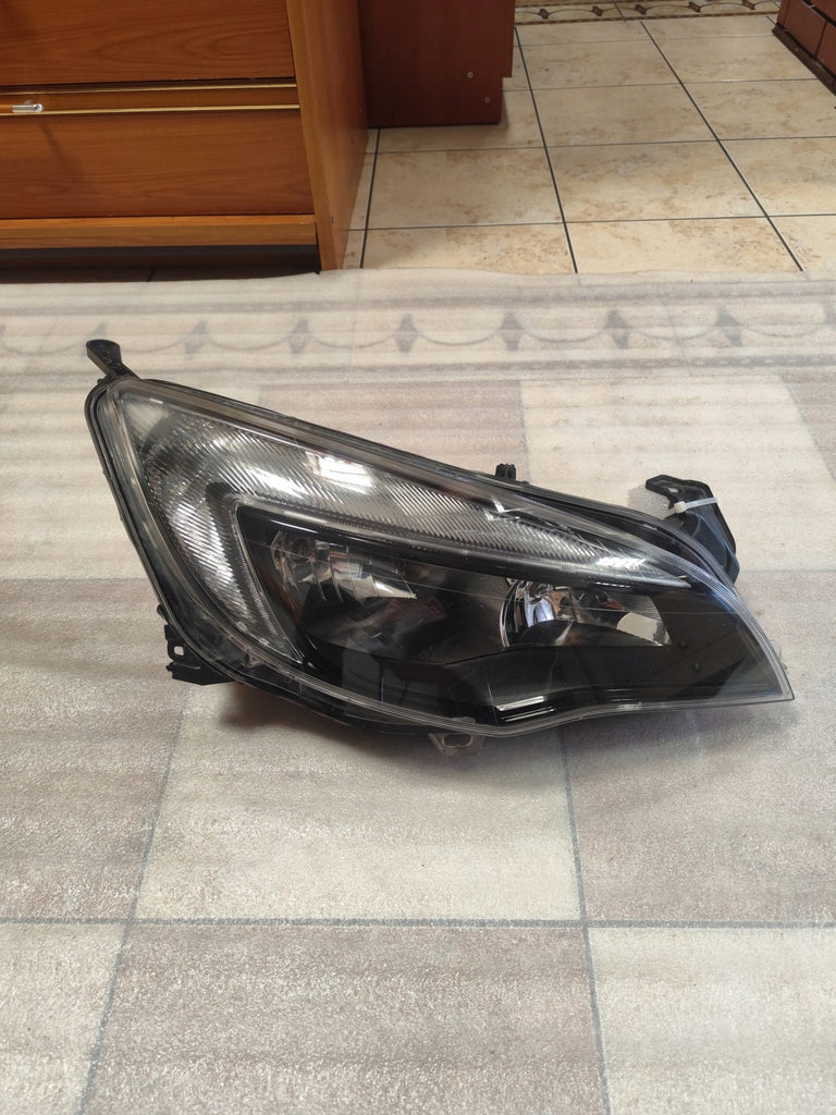 Frontscheinwerfer Opel Astra J 13371596 Rechts Scheinwerfer Headlight SCH3011807505eg