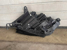 Laden Sie das Bild in den Galerie-Viewer, Frontscheinwerfer Skoda Enyaq 5az 1EX014773-82 5LB941016G Full LED Rechts SCH9359752048kr