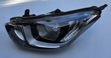 Load image into Gallery viewer, Frontscheinwerfer Hyundai I20 921014P500 Links Scheinwerfer Headlight